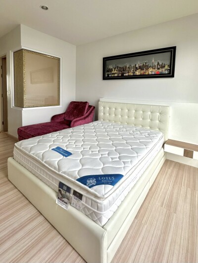 เดอะ โฮเทล เซอร์วิส / The Hotel Serviced