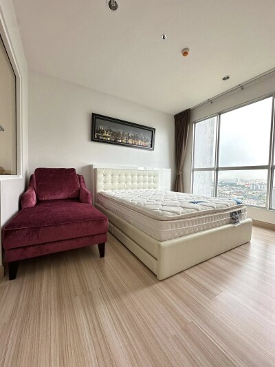 เดอะ โฮเทล เซอร์วิส / The Hotel Serviced