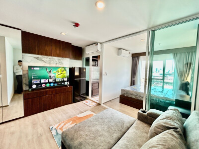 รีเจ้นท์โฮม บางนา (โครงการใหม่) • 1 ห้องนอน 1 ห้องน้ำ • ชั้น 16 อาคาร D • ขนาด 28 ตร.ม. • มี 2 ห้อง: ห้อง 423 และ ห้อง 4