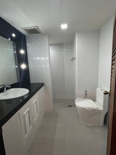 บางนา คอมเพล็กซ์ เรสซิเดนเชียล / Bangna Complex Residential