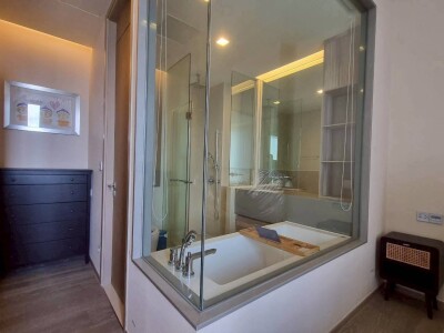 ดิ เอส อโศก / The ESSE Asoke