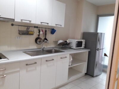 ไลฟ์ แอท สาทร 10 / Life @ Sathorn 10