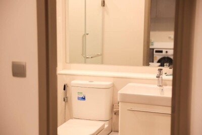 ไลฟ์ อโศก ไฮป์ / Life Asoke Hype-9