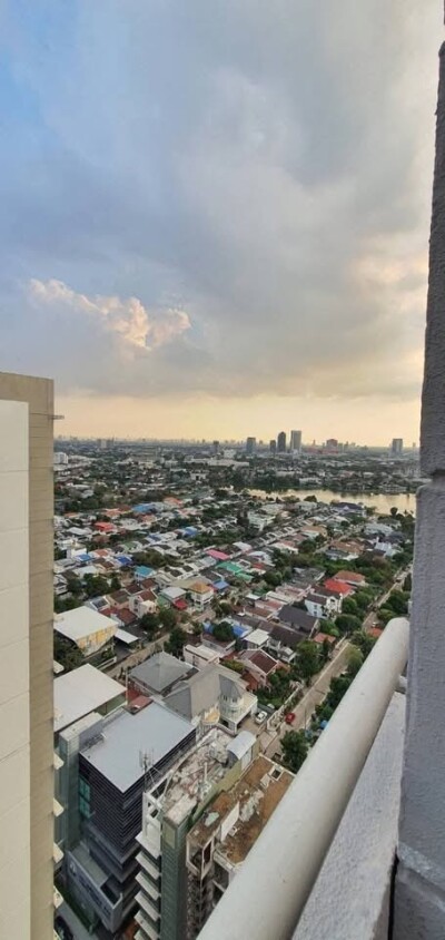 เลควิว เมืองทองธานี / Lake View Muang Thong Thani-8