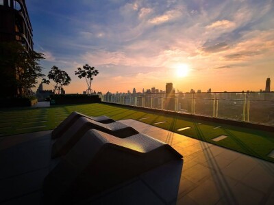 ไลฟ์ อโศก ไฮป์ / Life Asoke Hype-11