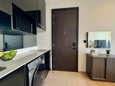 โนเบิล อราวน์ อารีย์ / Noble Around Ari-11