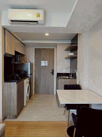 ลอยด์ ศูนย์วิจัย - ทองหล่อ / LLOYD Soonvijai - Thonglor-5