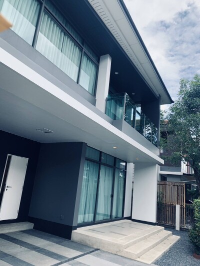 เศรษฐสิริ กรุงเทพกรีฑา-2