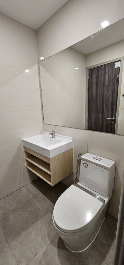 ประกาศให้เช่าคอนโด: The Rich Rama 9-Srinakarin ขนาด: 25.79 ตารางเมตร  ชั้น: 14-5