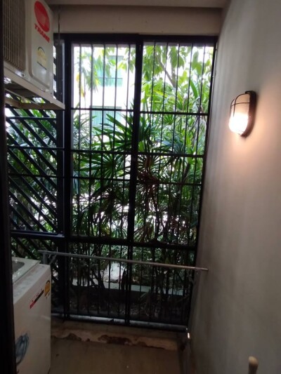 ให้เช่า: เลสโต คอนโด สุขุมวิท 113 ห้องสตูดิโอ (Studio) 27 ตารางเมตร ชั้น 1 ห้องครัวปิดแยก ใกล้ BTS สำโรง