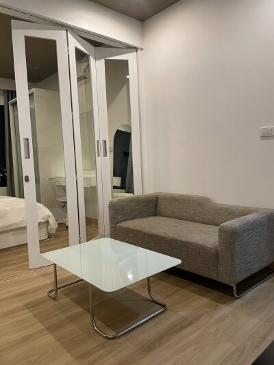 บลอคส์ 77 / Blocs 77-1