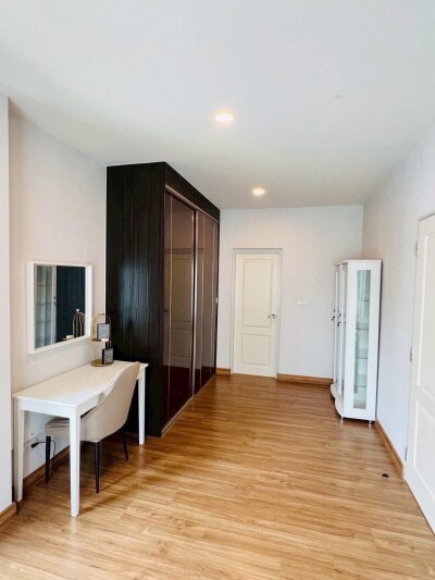 เซนโทร พหลฯ - วิภาวดี-10