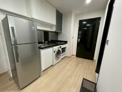 สกายวอล์ค และ เวลซ์ เรสซิเดนซ์ / Sky Walk & Weltz Residence-7