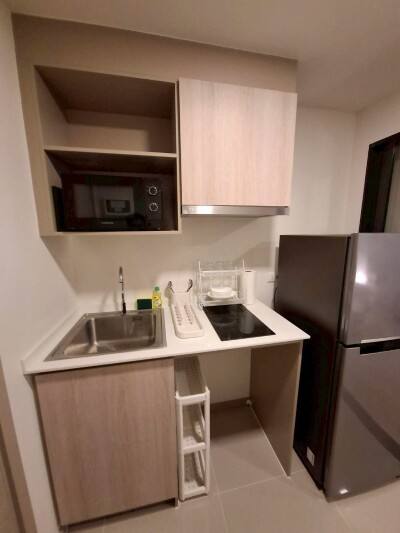 ดีคอนโด แอร์ ลาดกระบัง / d condo air Ladkrabang