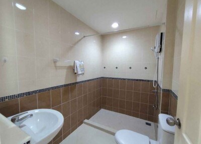 ให้เช่าทาวน์โฮม บ้านกลางเมือง ลาดพร้าว 87 / Baanklangmuang ladprao 87 ขนาด 4 ห้องนอน 3 ห้องน้ำ จอดรถได้ 3 คัน-7