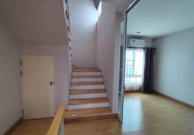 ให้เช่าทาวน์โฮม บ้านกลางเมือง ลาดพร้าว 87 / Baanklangmuang ladprao 87 ขนาด 4 ห้องนอน 3 ห้องน้ำ จอดรถได้ 3 คัน-5