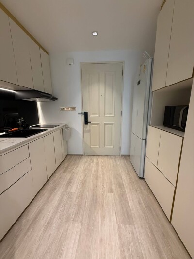 เดอะ โคลเวอร์ ทองหล่อ / The Clover Thonglor