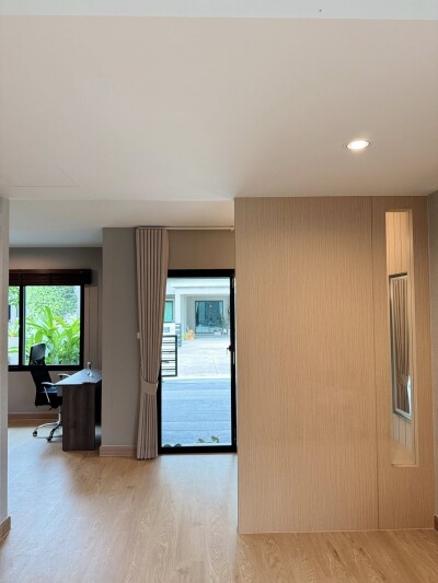 โคโม่ โบทานิก้า บางนา