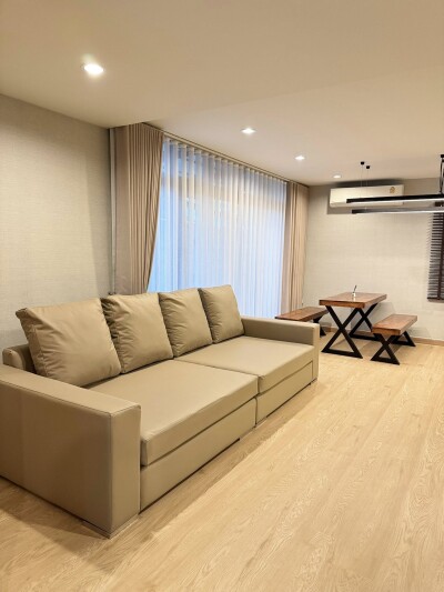 โคโม่ โบทานิก้า บางนา