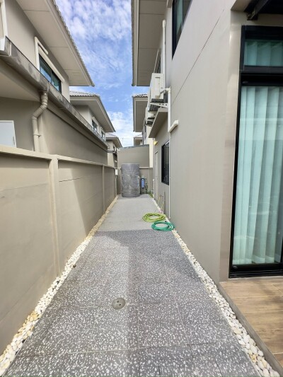 โคโม่ โบทานิก้า บางนา