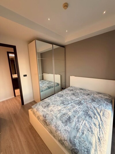 ทรู ทองหล่อ / Thru Thonglor