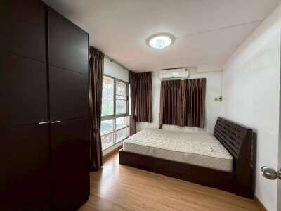 อัสสกาญจน์ เพลส ทวิน คอนโด / Ussakan Place Twin Condo