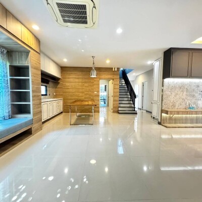 เศรษฐสิริ แจ้งวัฒนะ - ประชาชื่น 2 / 5 ห้องนอน 5 ห้องน้ำ-6