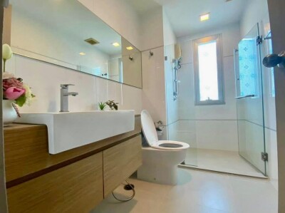 ทรู ทองหล่อ / Thru Thonglor-13