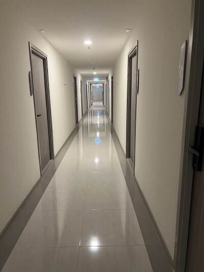 ออริจิ้น ปลั๊ก แอนด์ เพลย์ สิรินธร สเตชั่น / ห้องขนาด 25.5 ตรม.