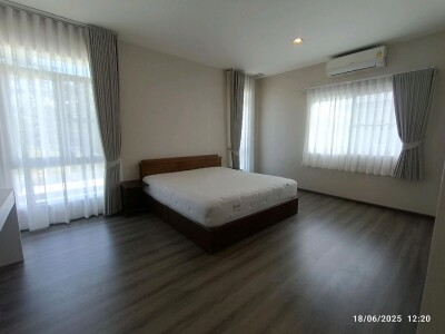 มัณฑนา 2 บางนา กม.7 / เนื้อที่บ้าน 124 ตร.วา เนื้อที่ใช้สอย 335 ตร.เมตร-33