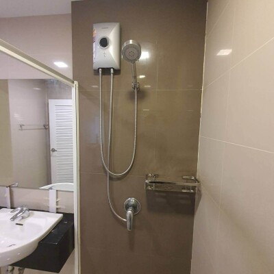 แอร์ลิงค์ เรสซิเดนซ์ ร่มเกล้า /  Airlink Residences