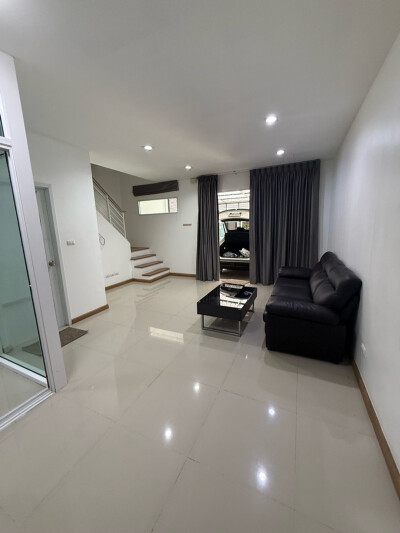 เดอะทรัสต์ ศรีนครินทร์-แพรกษา-3