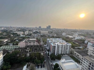 ไนท์บริดจ์ คอลลาจ สุขุมวิท 107 / KnightsBridge Collage Sukhumvit 107