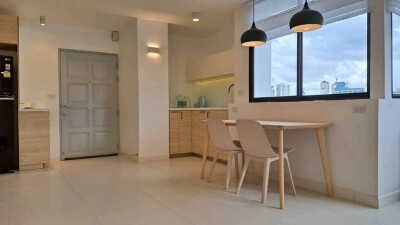 เจ. ซี. ทาวเวอร์ / J.C. Tower-6