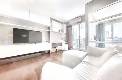 ไอวี่ ทองหล่อ / IVY THONGLOR-1