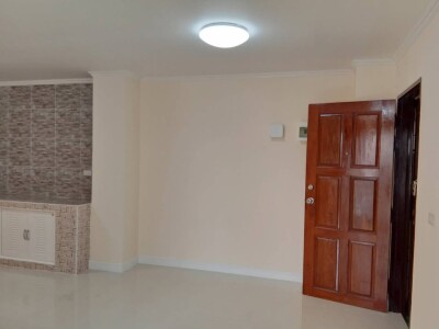 บ้านสวนซื่อตรง / Baan Suan Sue Trong-2