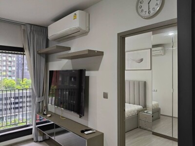 ไลฟ์ อโศก ไฮป์ / Life Asoke Hype-2