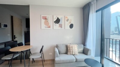 โนเบิล นิว ดิสทริค อาร์ไนน์ / Noble Nue District R9-3