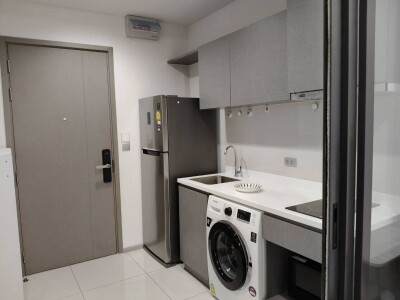 ไลฟ์ อโศก ไฮป์ / Life Asoke Hype-4