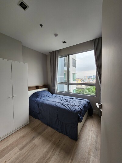 เดอะ รูม สาทร - ตากสิน / The Room Sathorn - Taksin