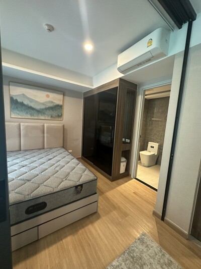 ลอยด์ ศูนย์วิจัย - ทองหล่อ / LLOYD Soonvijai - Thonglor-3