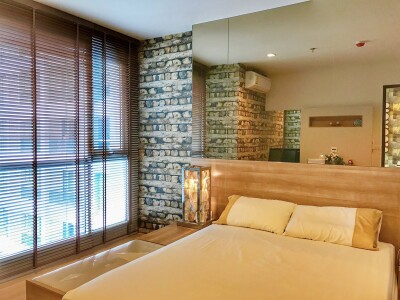 ริทึ่ม สาทร / Rhythm Sathorn-4