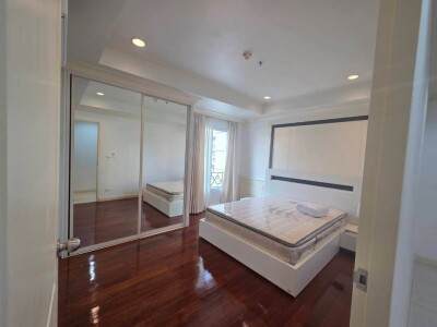 ลา วี ออง โรส เพลส / La Vie En Rose Place