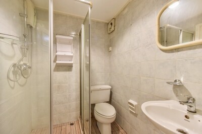 ศรีวรา แมนชั่น 1 /  Srivara Mansion 1