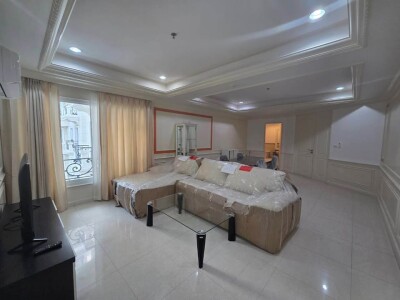 ลา วี ออง โรส เพลส / La Vie En Rose Place