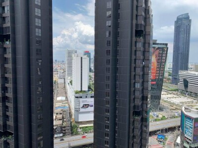 ไลฟ์ อโศก - พระราม 9 / Life Asoke - Rama 9-10