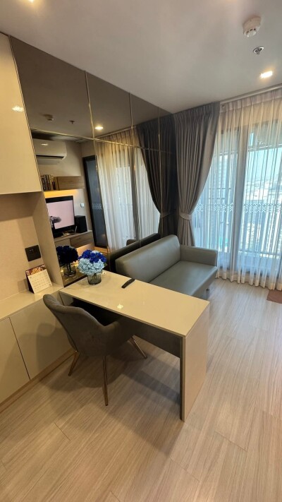 ไลฟ์ ลาดพร้าว / Life Ladprao