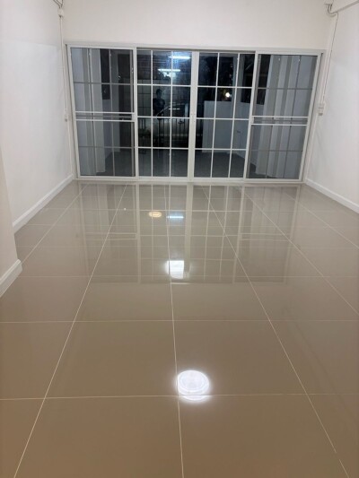 สินทวีวิลล่า รีโนเวทใหม่ พร้อมอยู่ เข้าทาง รพ.บางมด / ✅  ขนาด 16.5 ตร.วา ✅  พื้นที่ใช้สอย 2 ห้องนอน 2 ห้องน้ำ