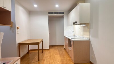 เรสซิเดนซ์ 52 / Residence 52