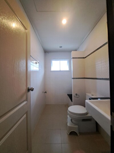 ศุภาลัย การ์เด้นวิลล์ กรุงเทพกรีฑาตัดใหม่ - มอเตอร์เวย์